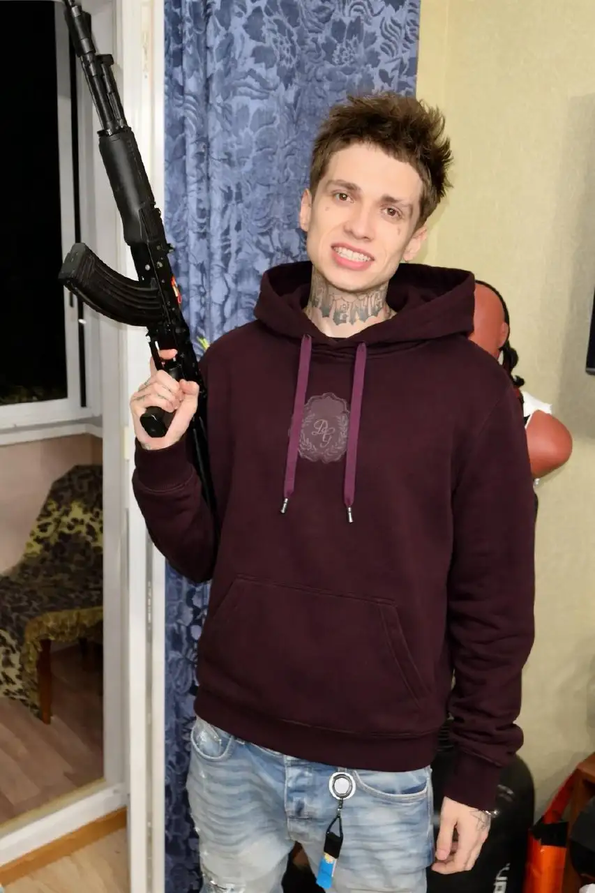 Бордовая кофта худи Dolce & Gabbana - Худи (Одежда) в Астрахань