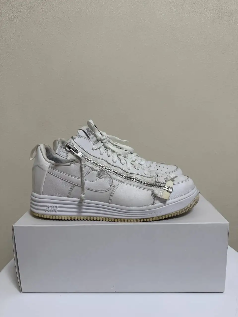 Футболки YZY GAP BALENCIAGA, свитер ГОША РУБЧИНСКИЙ, кроссовки NIKE AIR FORCE ACRONYM - Верхняя одежда, обувь (Одежда) в Астрахань