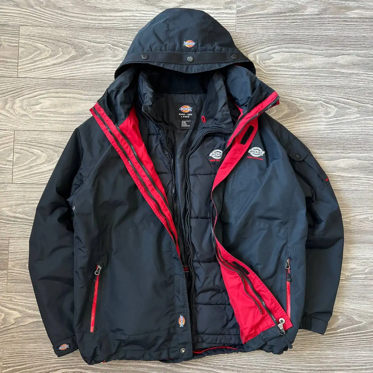 Ветровка Dickies с родным подкладом - Верхняя одежда (Одежда) в Астрахань