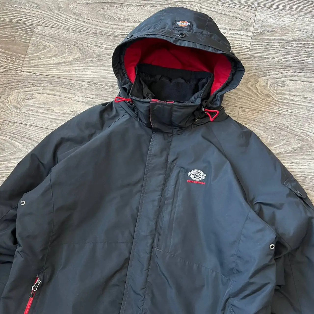 Ветровка Dickies с родным подкладом - Верхняя одежда (Одежда) в Астрахань