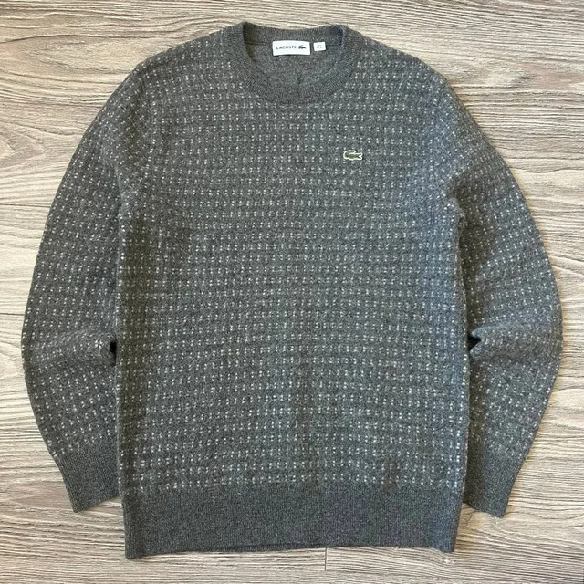 Джемпер Lacoste размер S - Верхняя одежда и аксессуары в Астрахань