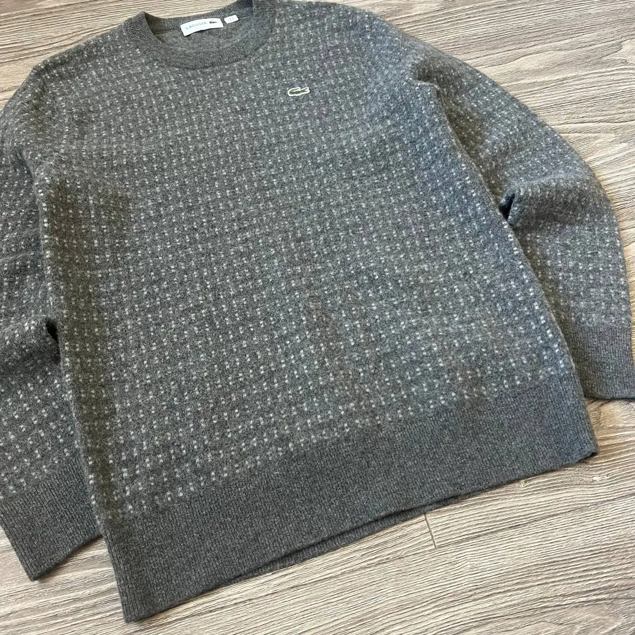 Джемпер Lacoste размер S - Верхняя одежда (Одежда) в Астрахань