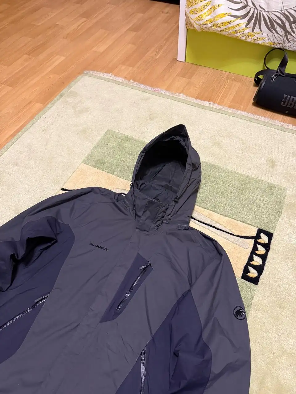 Ветровка Mammut размер M - Верхняя одежда (Одежда) в Астрахань