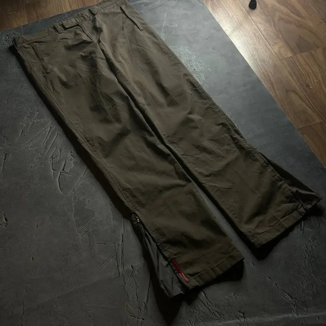 Prada Flared Red Tab Vintage Pants - Ноутбуки в Астрахань