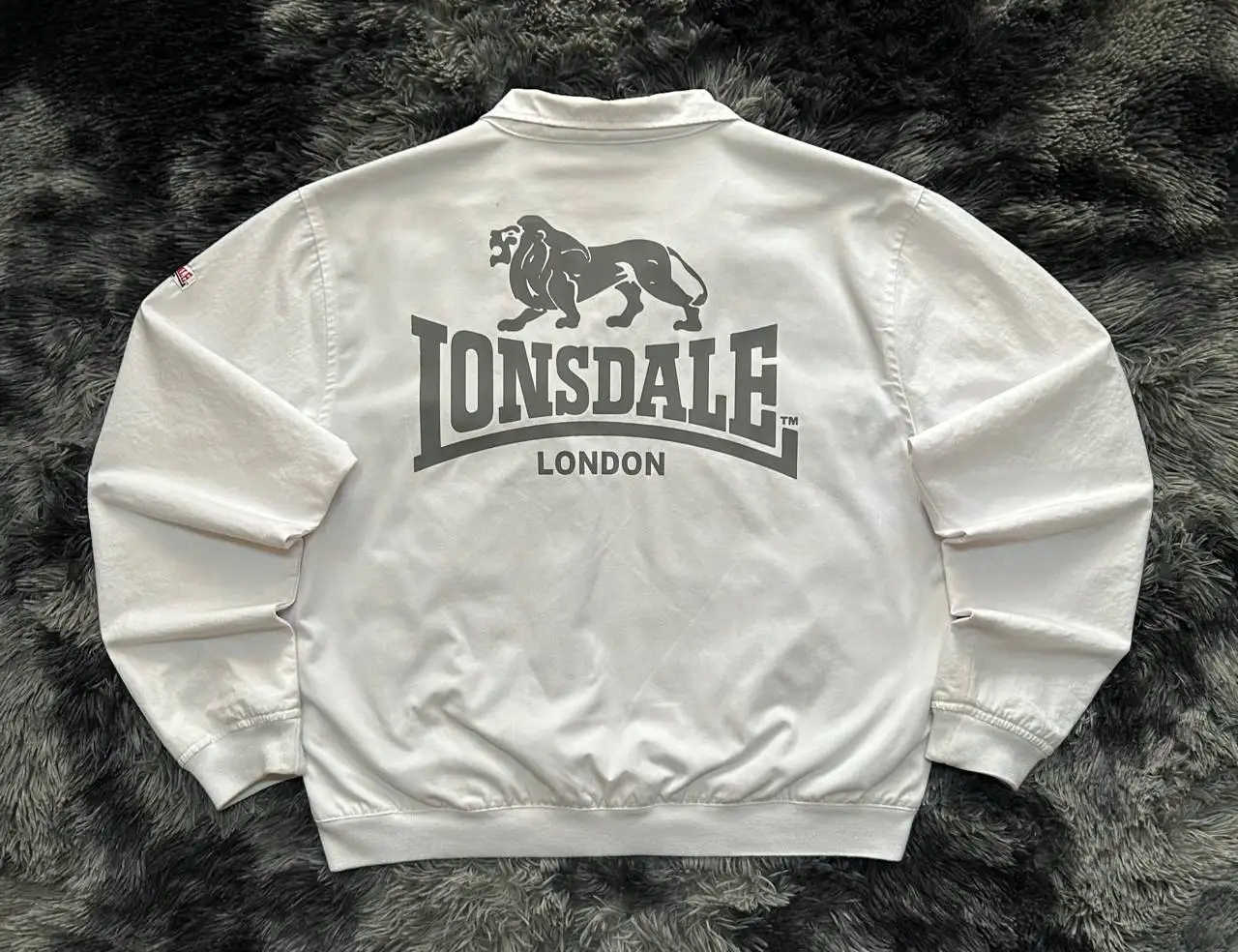 Продажа брендовой одежды Alpha Industries, Lonsdale, Dobermans Aggressive - Верхняя одежда (Одежда) в Астрахань