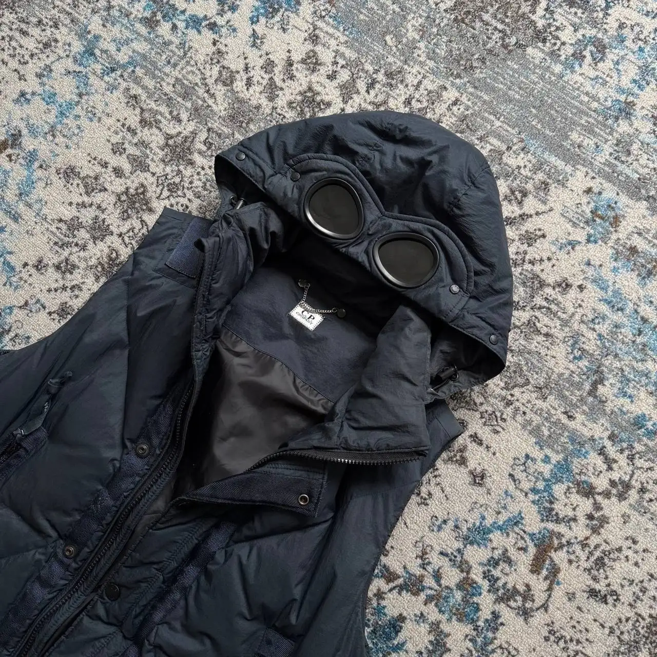 Жилетка-куртка CP company размер M - Верхняя одежда (Одежда) в Астрахань