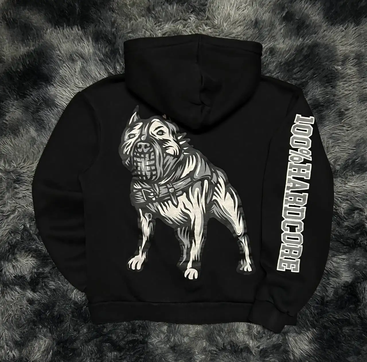 Продажа брендовой одежды: худи, свитшоты, кепки - Верхняя одежда (Одежда) в Астрахань