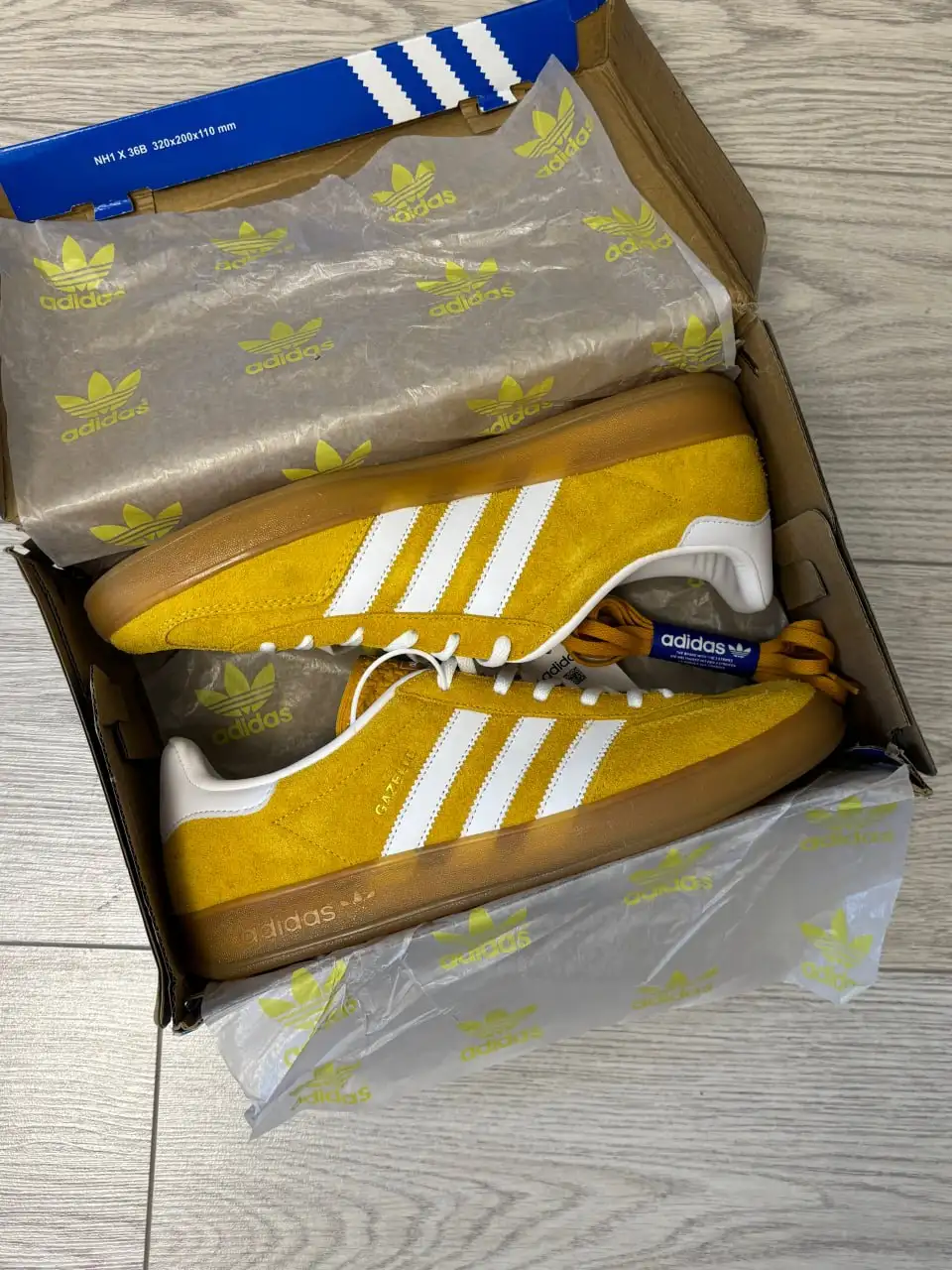 Продажа люкс копий кроссовок известных брендов - Кроссовки (Одежда) в Астрахань