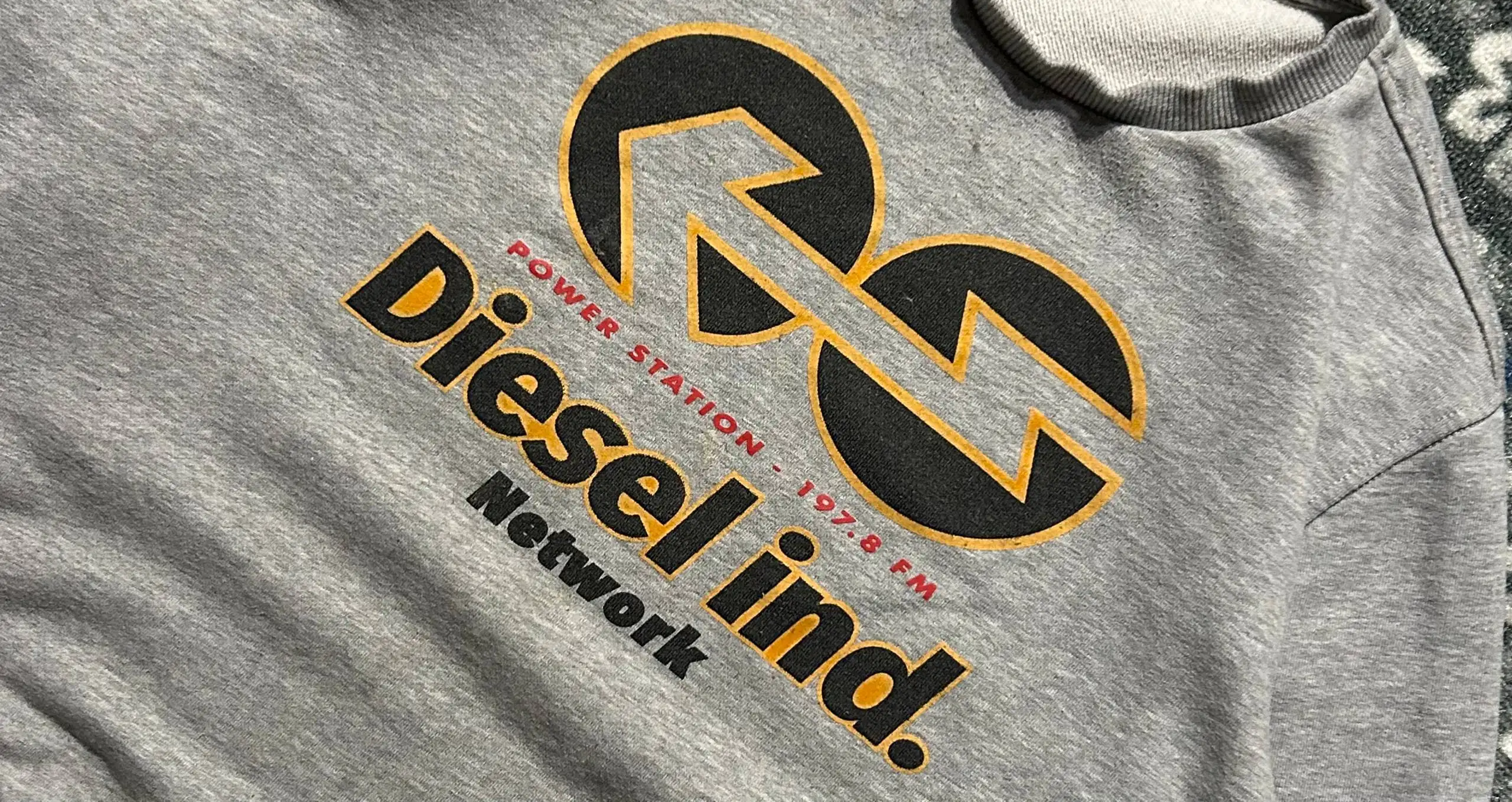 Винтажный свитшот Diesel - Мужская одежда (Одежда) в Астрахань