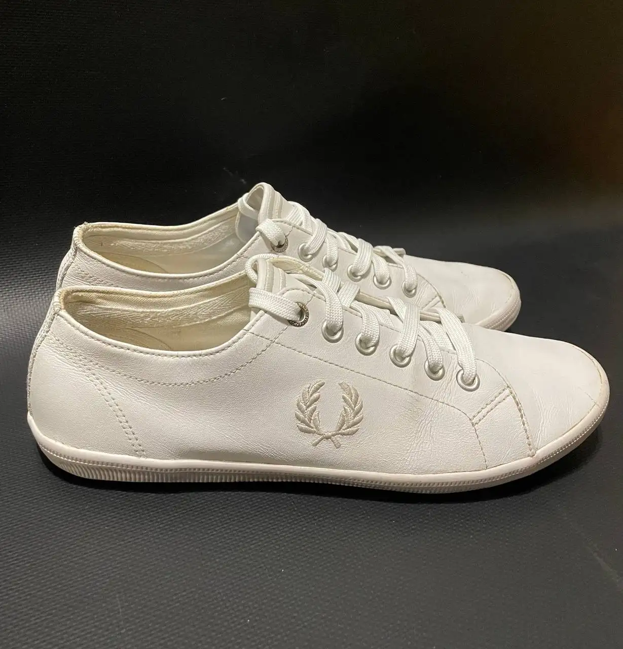 Брендовые вещи со скидкой - Одежда в Астрахань