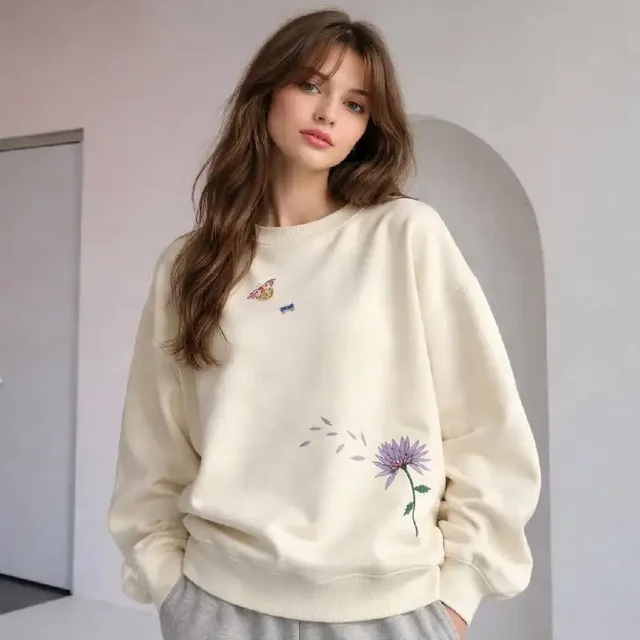 Свитшот Coach молочного цвета с редким дизайном - Шорты в Астрахань