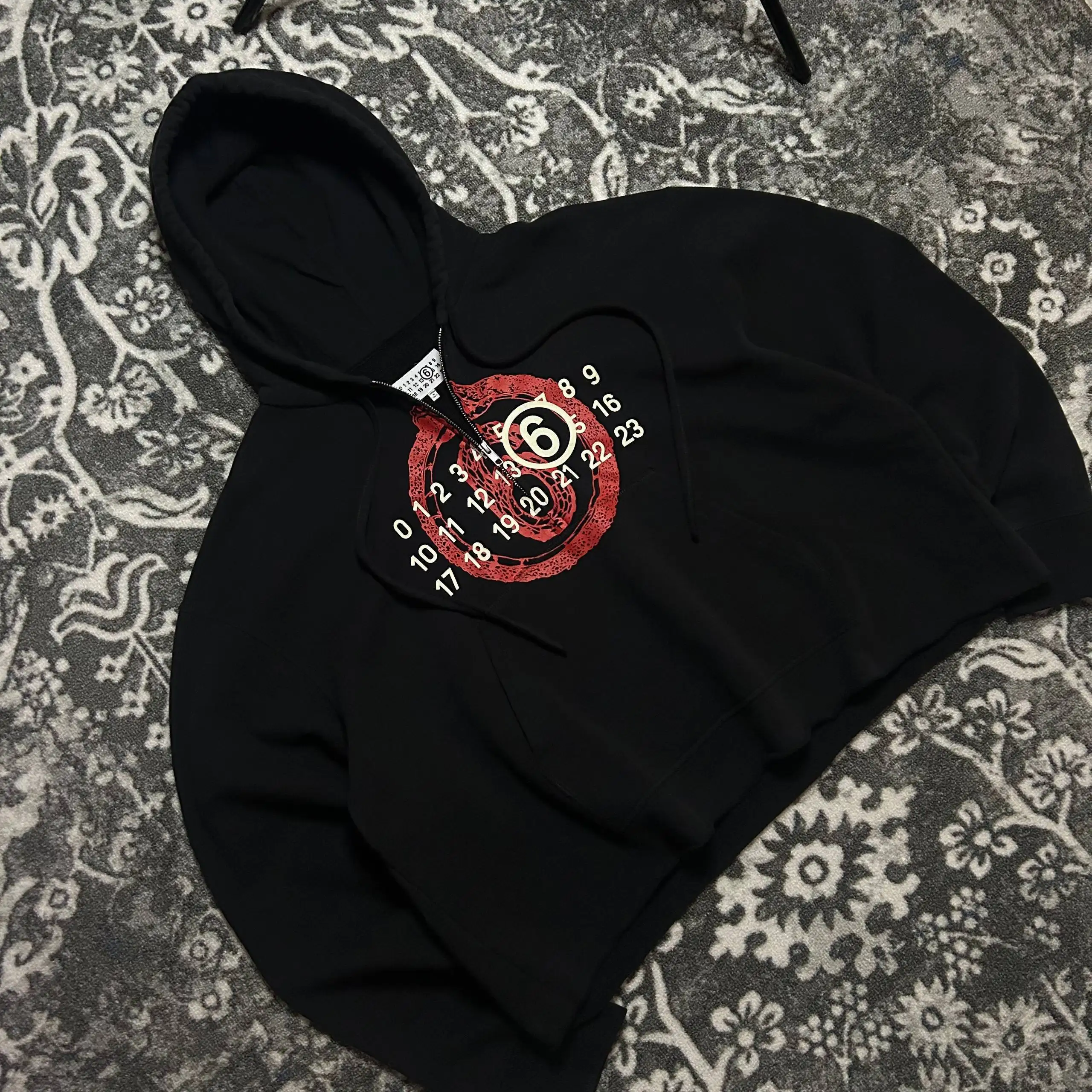 Женская толстовка Maison Margiela Year Of The Snake Full-Zip Hoodie - Толстовки (Одежда) в Астрахань