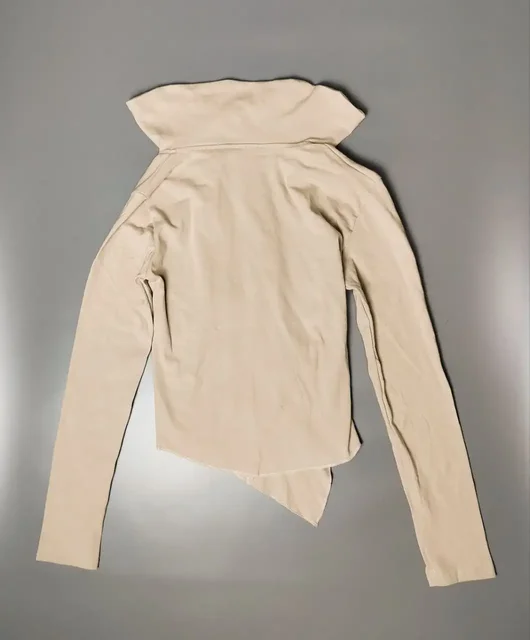 Женская зипка корейская архивная - Верхняя одежда в Астрахань