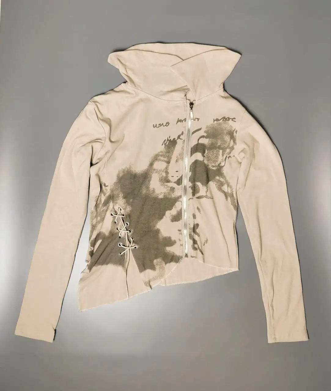 Женская зипка корейская архивная - Верхняя одежда (Одежда) в Астрахань