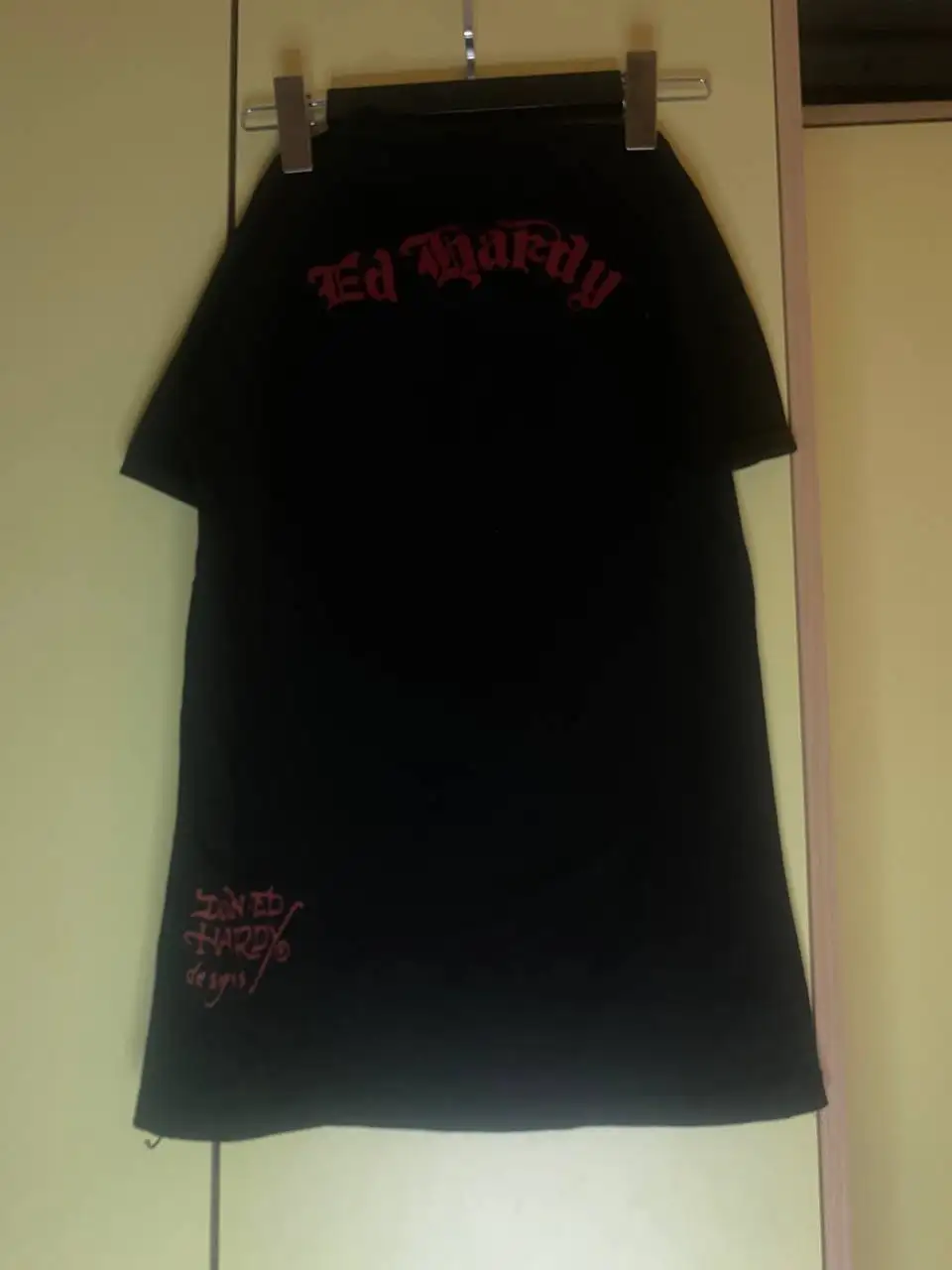 Футболка Ed Hardy размер S - Футболки (Одежда) в Астрахань