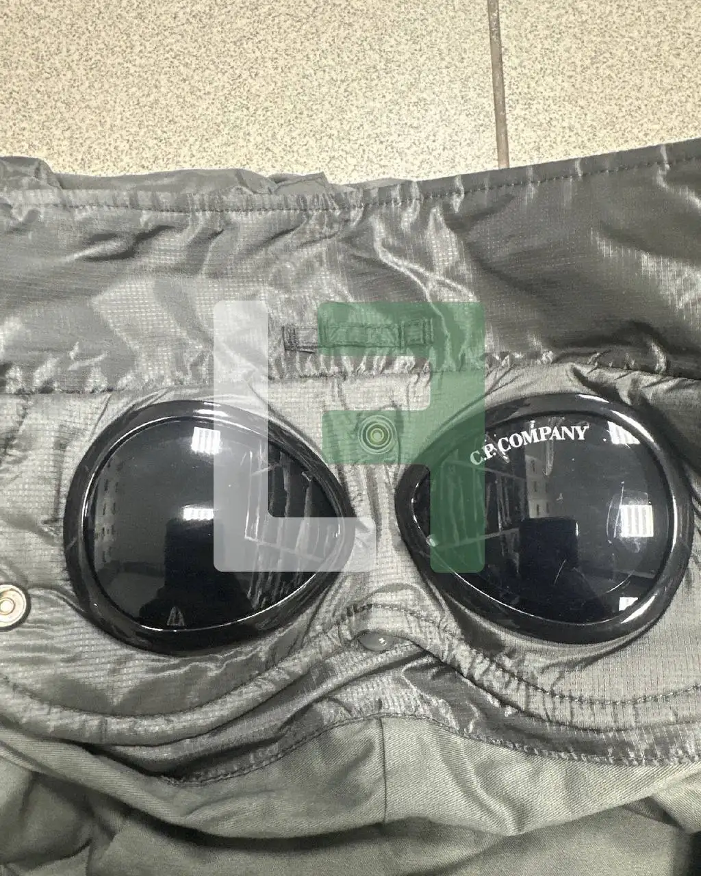 Проверка подлинности: фейки от ARCHIVE812 - Одежда (Барахолка) в Астрахань