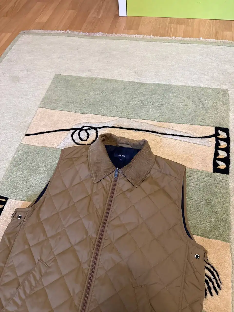 Жилет стеганый Gant - Верхняя одежда (Одежда) в Астрахань