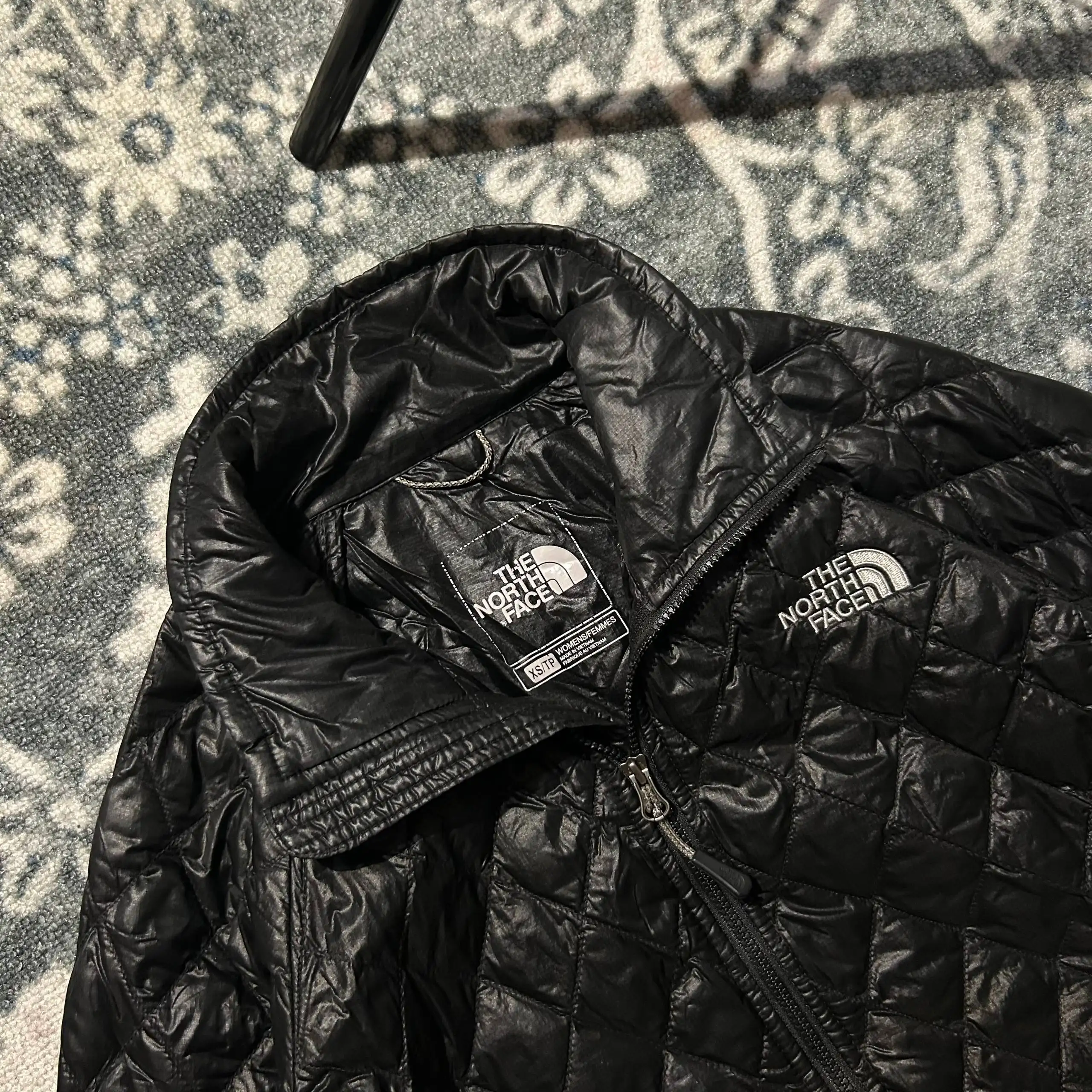 Микропуховик The North Face Thermoball с Primaloft - Верхняя одежда (Одежда) в Астрахань