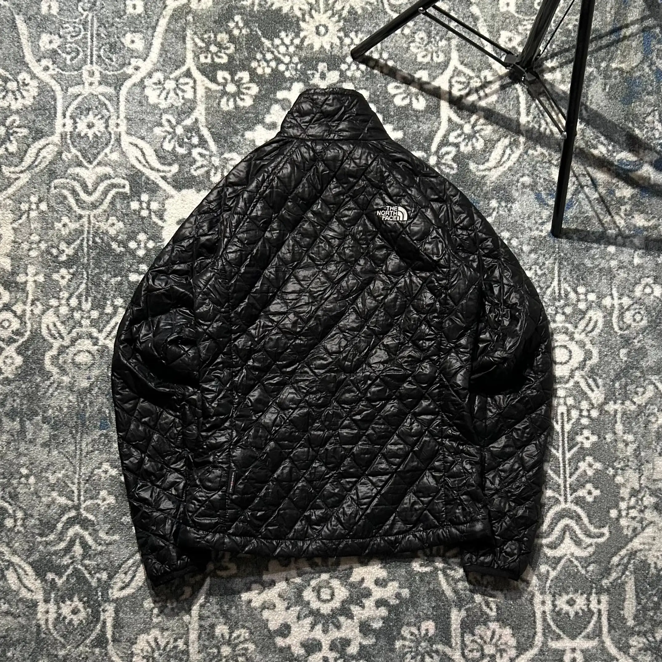 Микропуховик The North Face Thermoball с Primaloft - Верхняя одежда (Одежда) в Астрахань