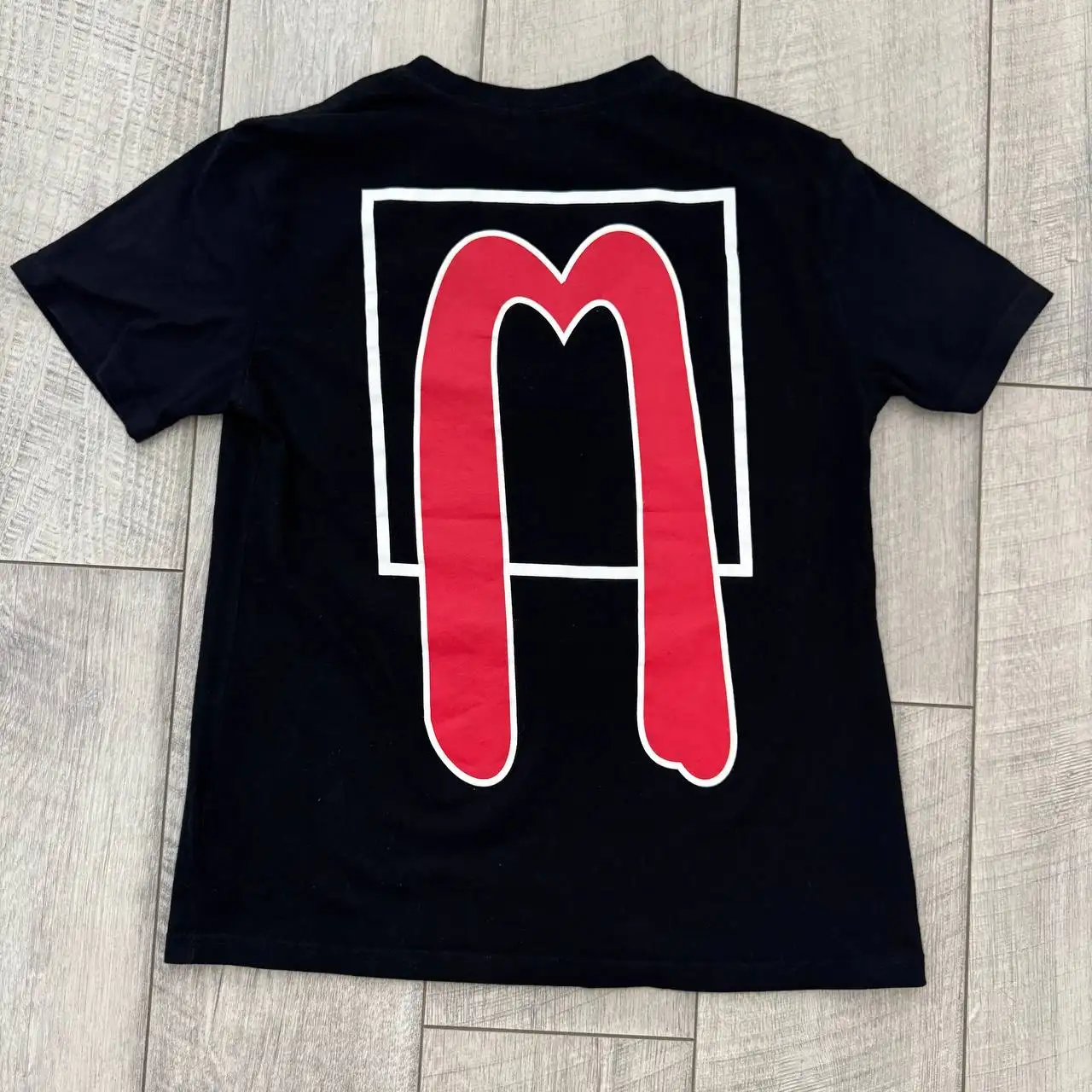 Футболка Evisu - Футболки (Одежда) в Астрахань