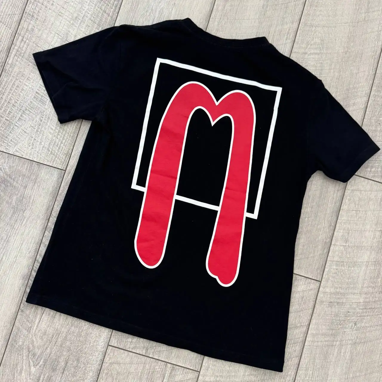 Футболка Evisu - Футболки (Одежда) в Астрахань