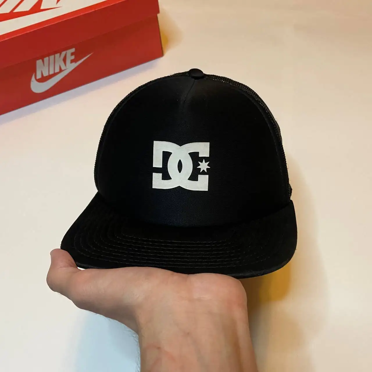 Аукцион кепка DC shoes - Головные уборы (Одежда) в Астрахань