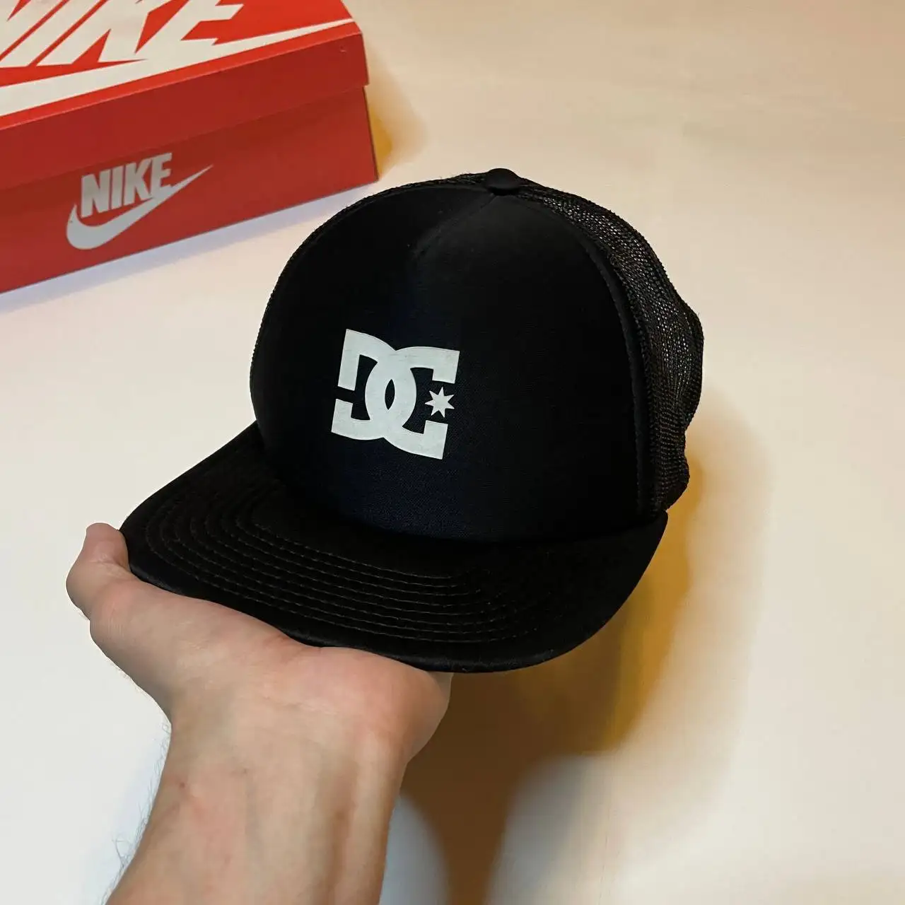 Аукцион кепка DC shoes - Головные уборы (Одежда) в Астрахань