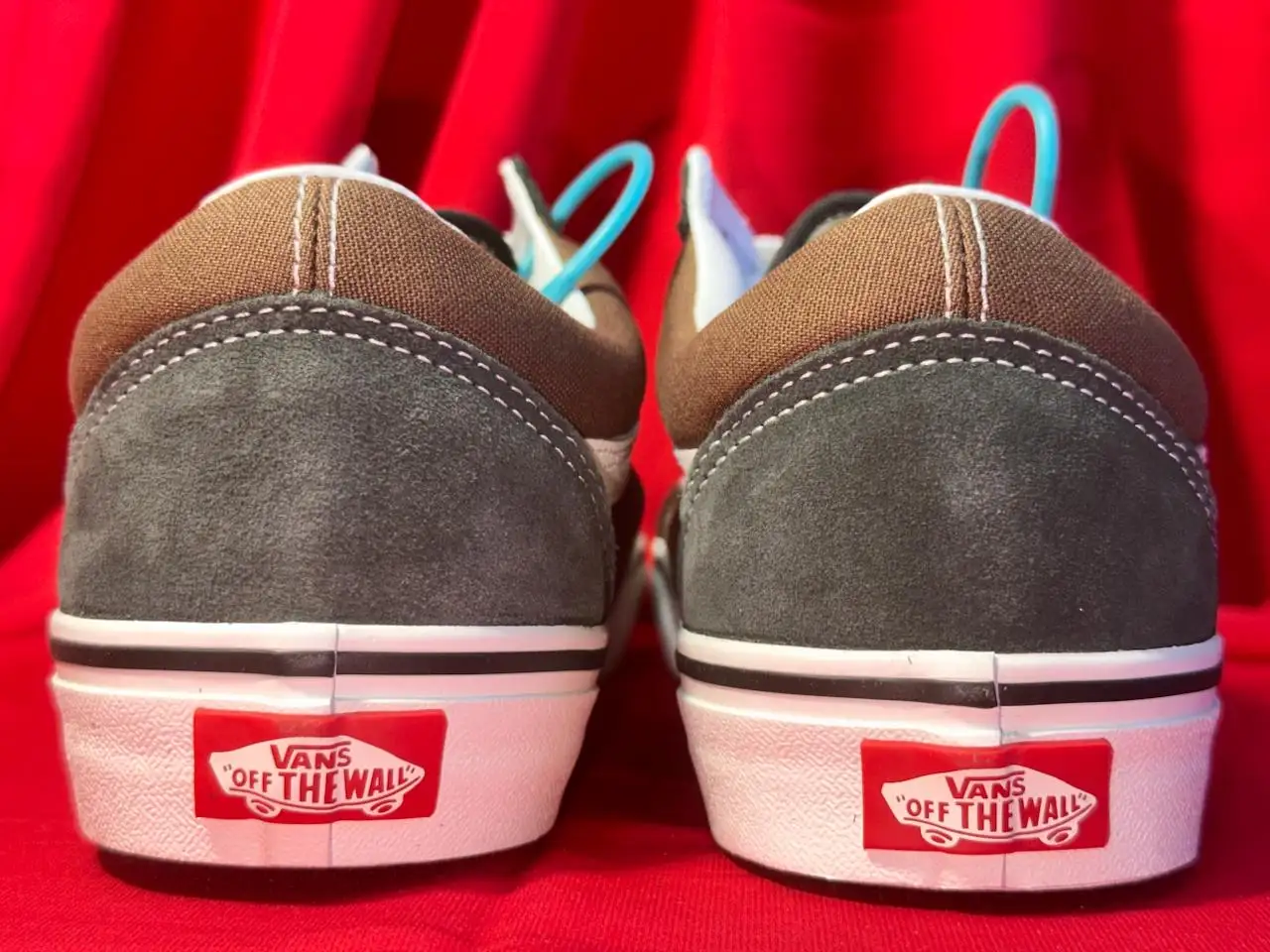 Кеды Vans Old Skool коричневые/серые/белые 42.5 EUR - Обувь (Одежда) в Астрахань