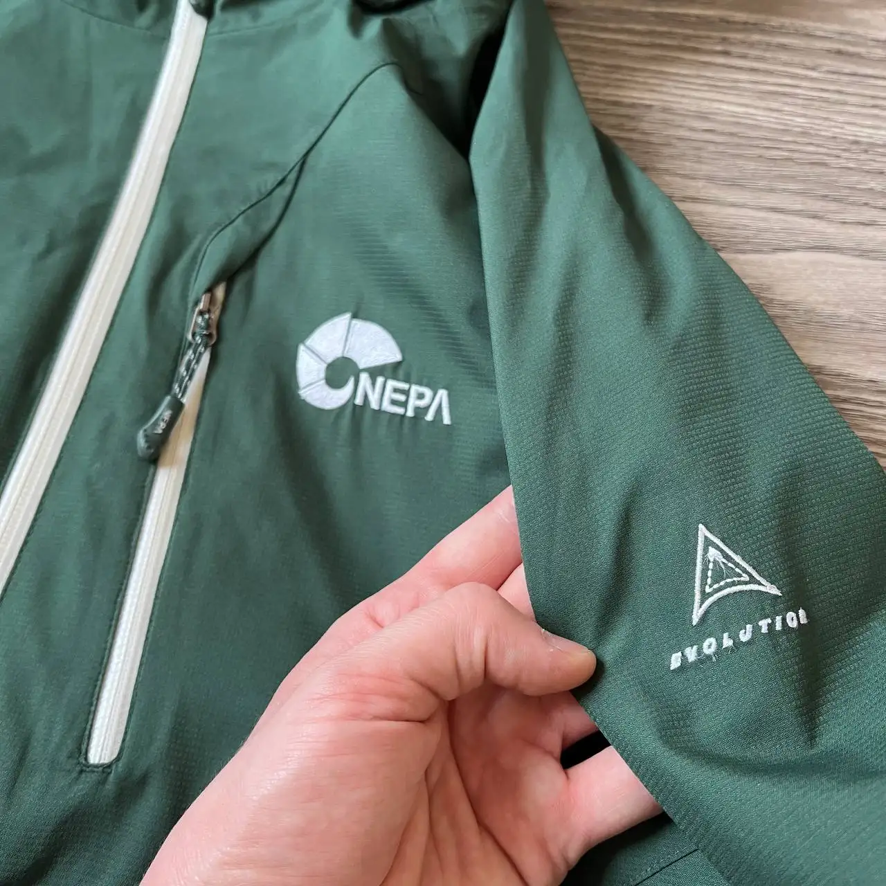 Ветровка Nepa - Верхняя одежда (Одежда) в Астрахань