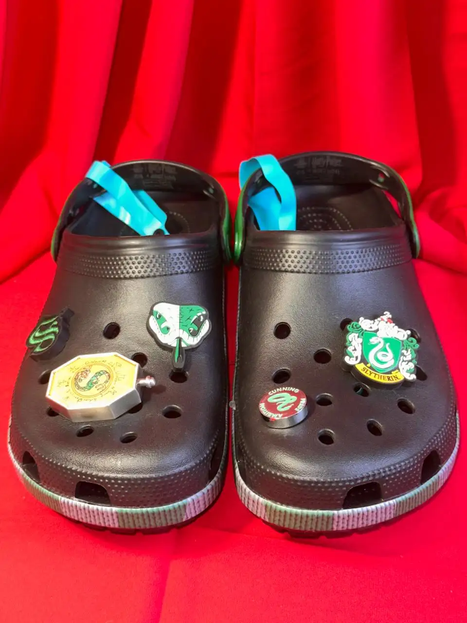 Черные Кроксы Harry Potter Slytherin Classic Clog - Обувь (Одежда) в Астрахань