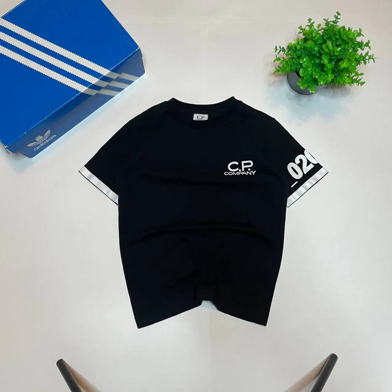 Футболка CP Company Оригинал Размер 40 XXS - Футболки (Одежда) в Астрахань