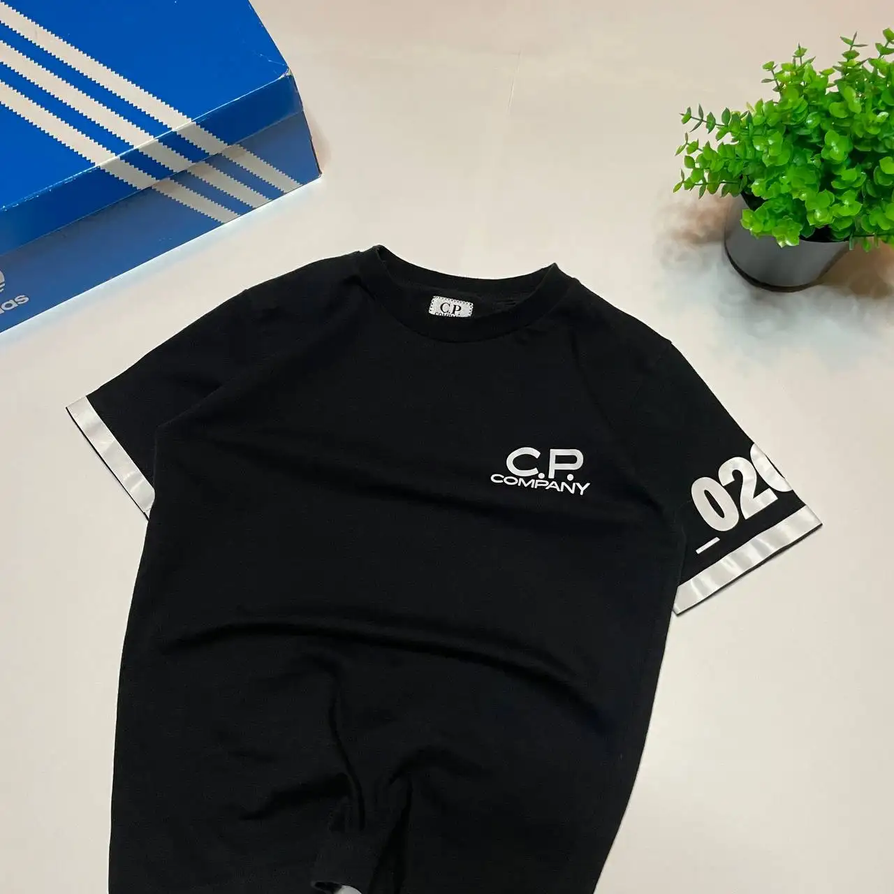 Футболка CP Company Оригинал Размер 40 XXS - Футболки (Одежда) в Астрахань