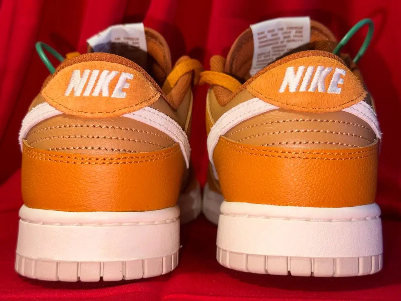 Кроссовки Nike Dunk Low Retro Se Monarch - Обувь (Одежда) в Астрахань