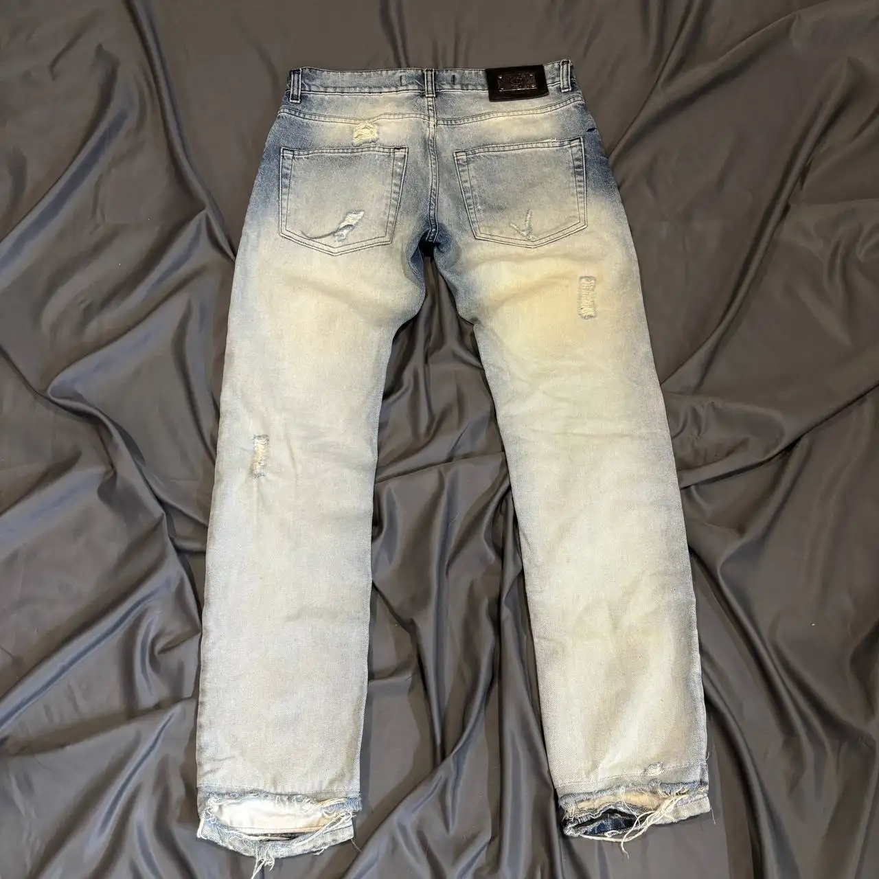 Джинсы Just Cavalli distressed slim fit - Джинсы (Одежда) в Астрахань