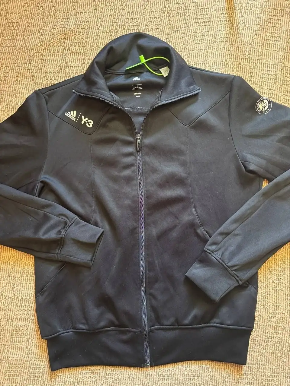 Продажа брендовой одежды (Carhartt, Nike, Stussy и др.) - Верхняя одежда (Одежда) в Астрахань