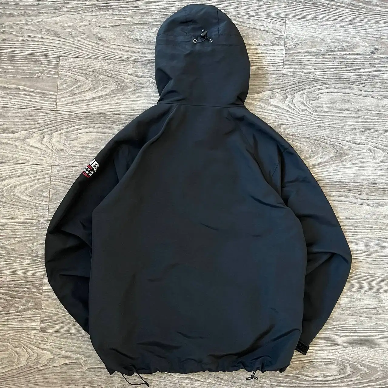 Ветровка Dickies размер M - Верхняя одежда (Одежда) в Астрахань