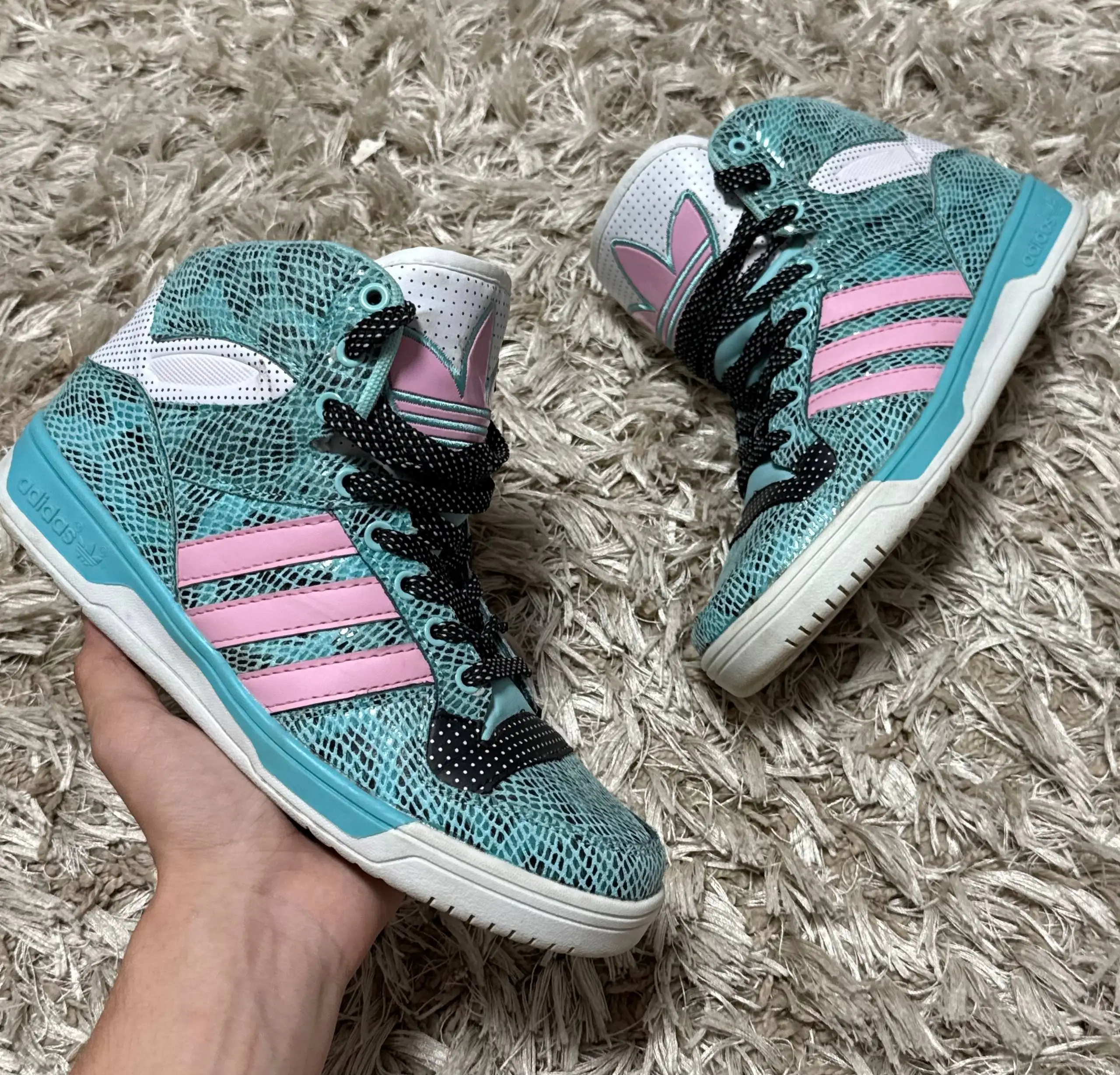 Кроссовки Adidas Jeremy Scott - Обувь (Одежда) в Астрахань