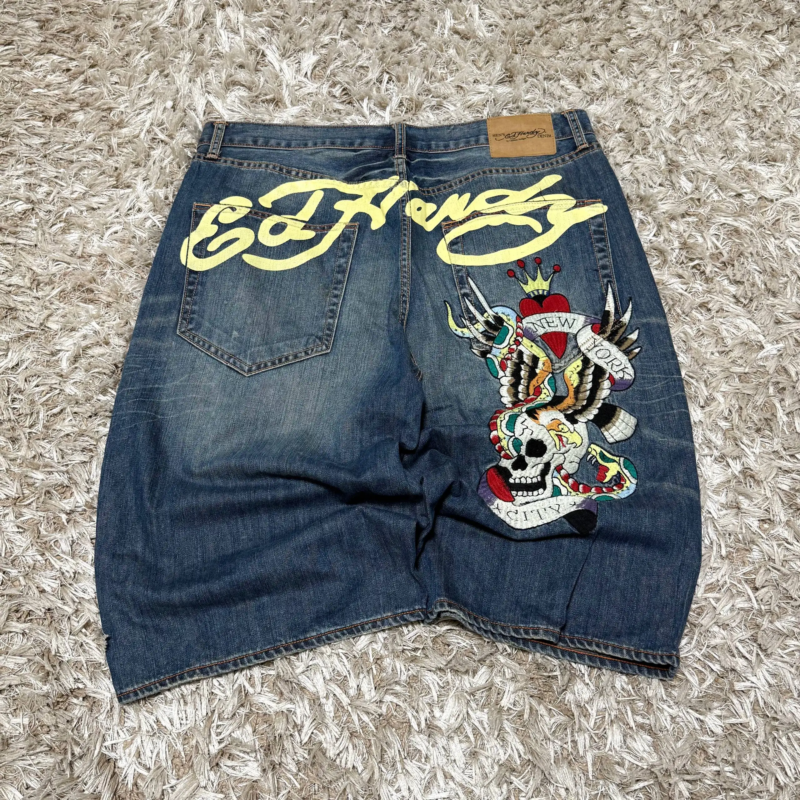 Шорты Ed Hardy Christian Audigier - Шорты (Одежда) в Астрахань