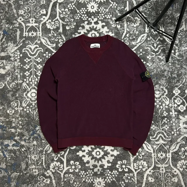 Свитер Stone Island оригинал S-M - частное объявление в Астрахань