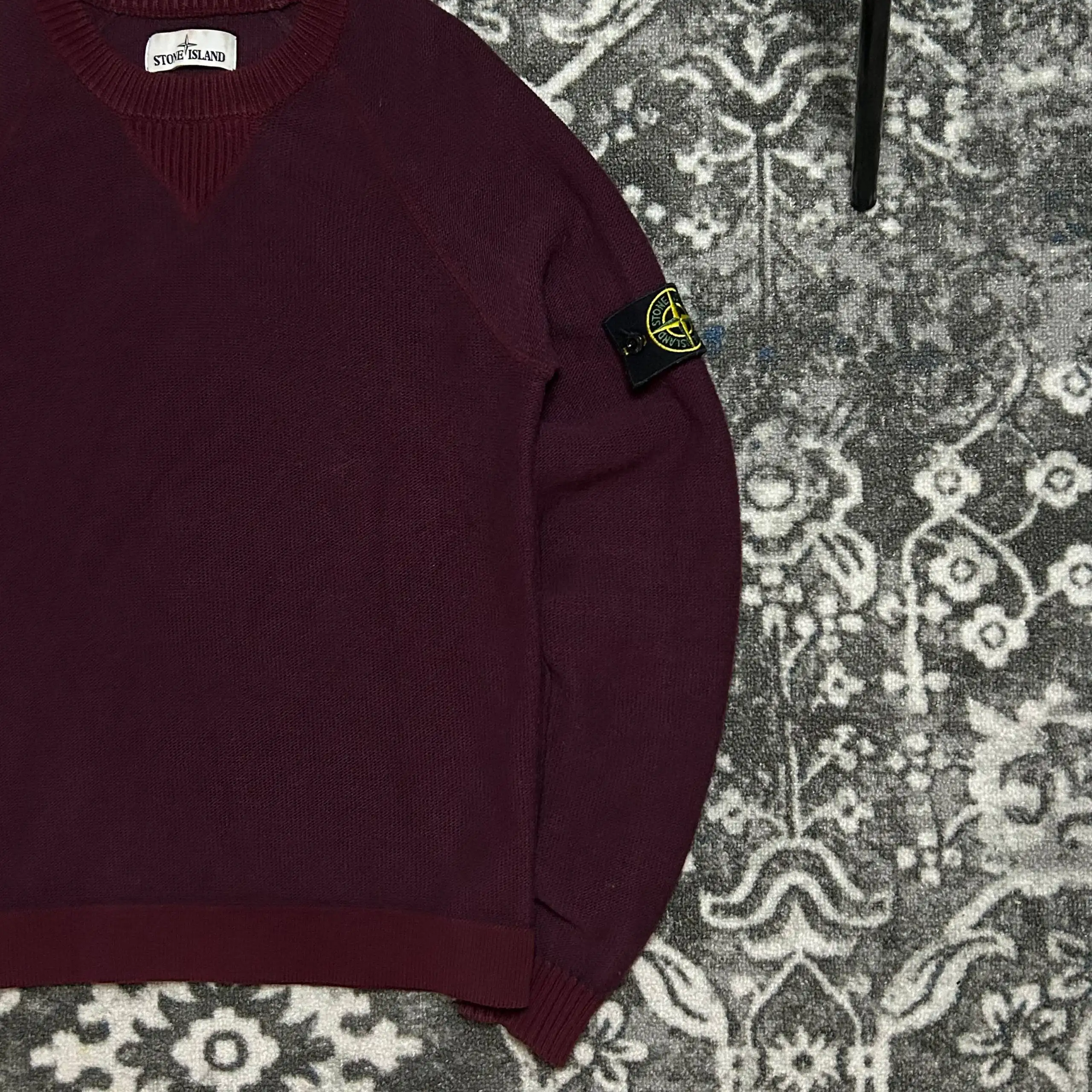 Свитер Stone Island оригинал S-M - Верхняя одежда (Одежда) в Астрахань
