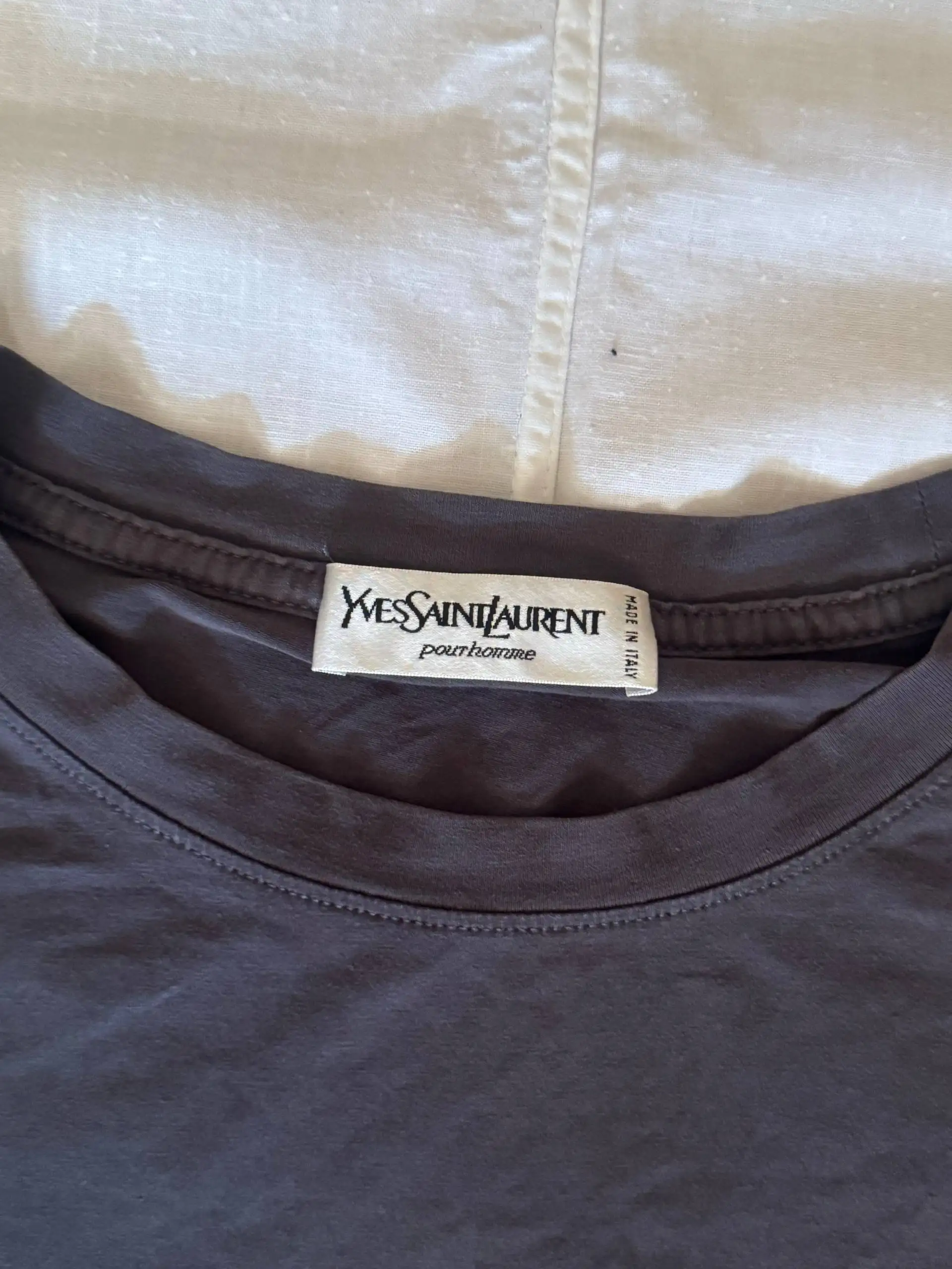 Футболка Yves Saint Laurent Size M - Футболки (Одежда) в Астрахань