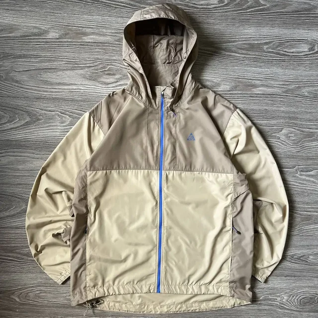 Ветровка Nike ACG - частное объявление в Астрахань