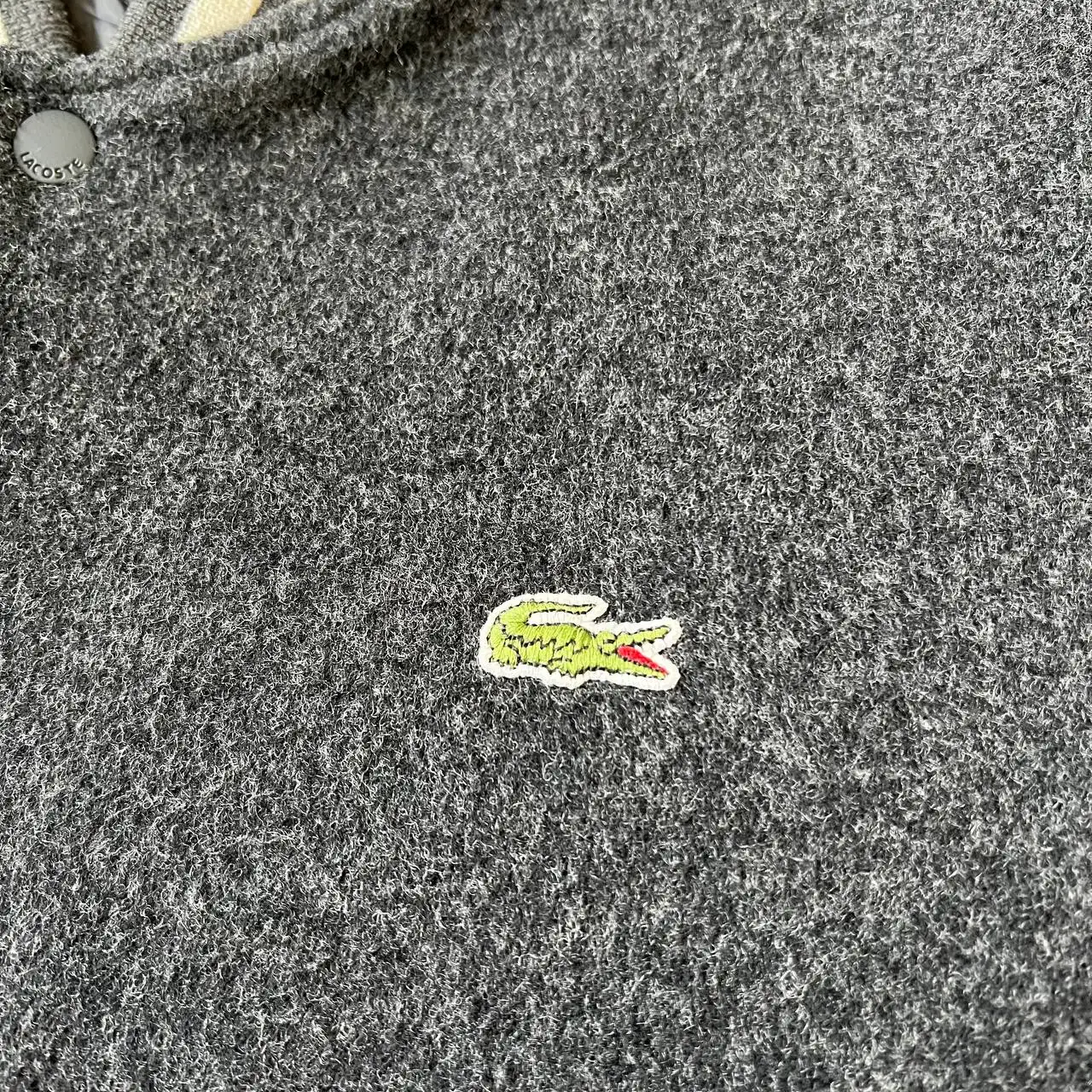 Бомбер Lacoste - Верхняя одежда (Одежда) в Неизвестно