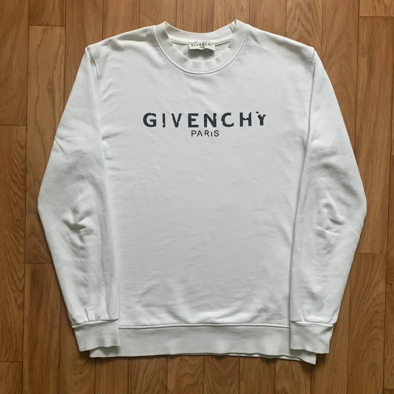 Футболка Givenchy - Футболки (Одежда) в Астрахань