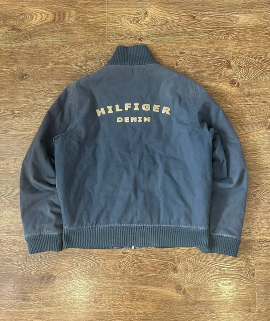 Tommy Hilfiger denim бомбер jacket - Верхняя одежда в Астрахань