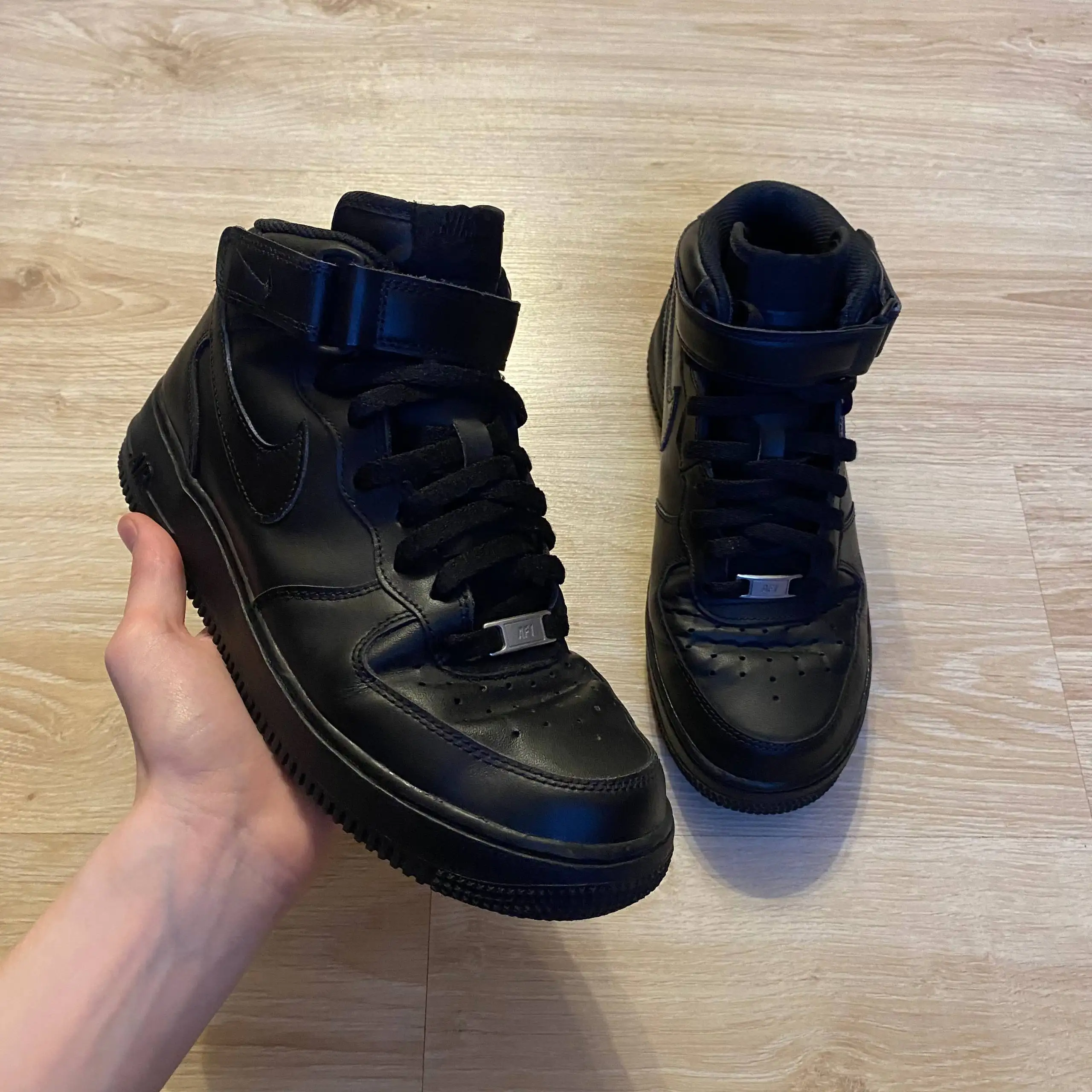 Nike Air Force 1 Mid Black - Обувь (Одежда) в Астрахань