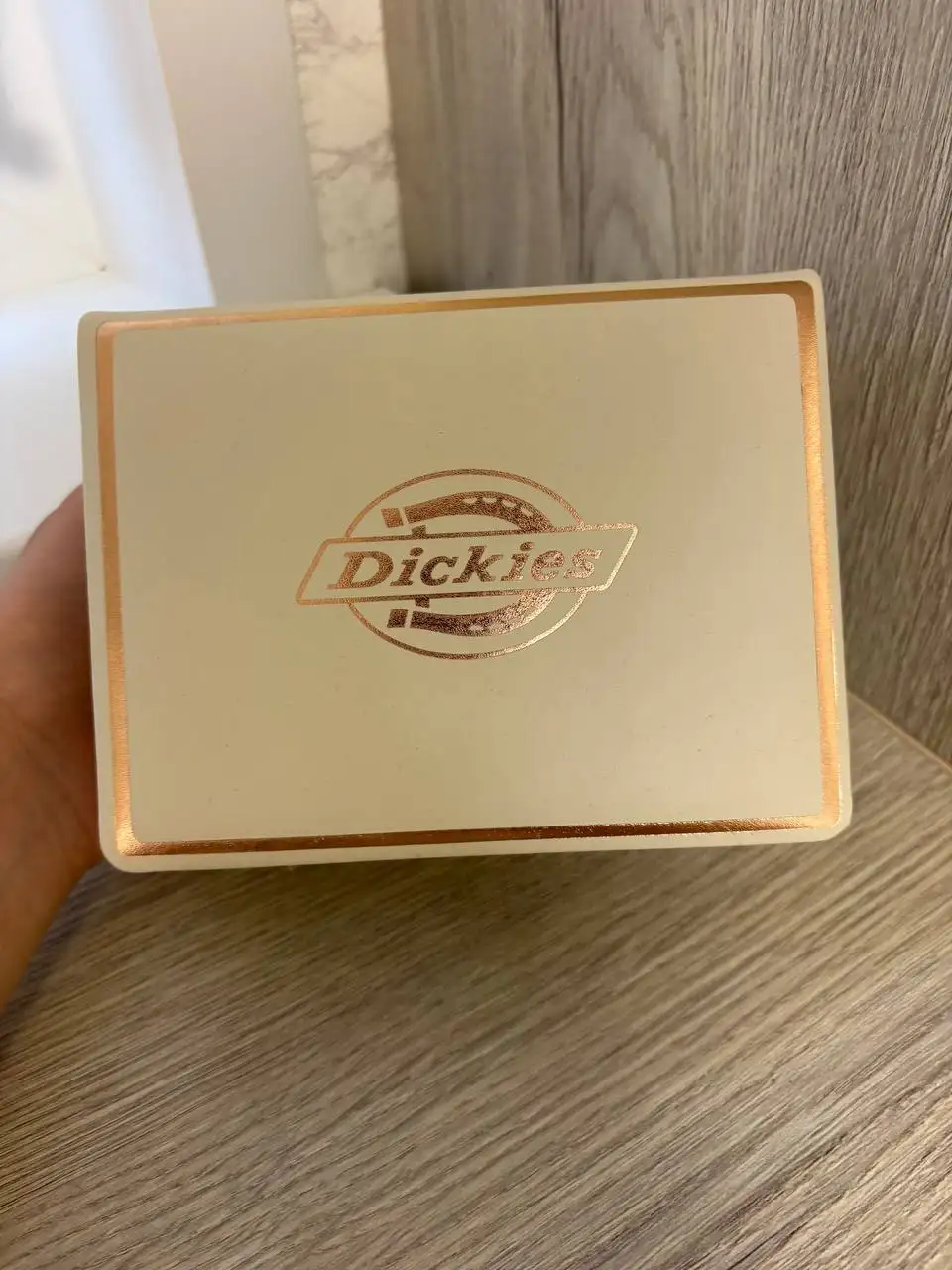 Dickies watch golden quartz + подвеска оригинал - Наручные часы (Электроника) в Астрахань