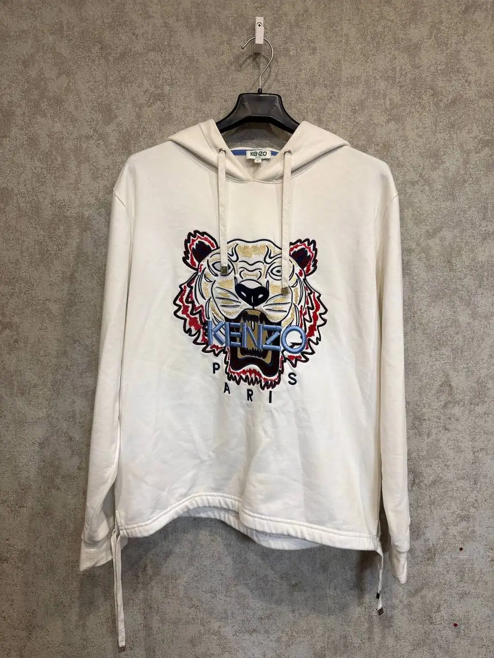 Брендовые вещи: Nike, True Religion, Kenzo, Guess, Tommy Hilfiger - Брендовая одежда (Одежда) в Астрахань