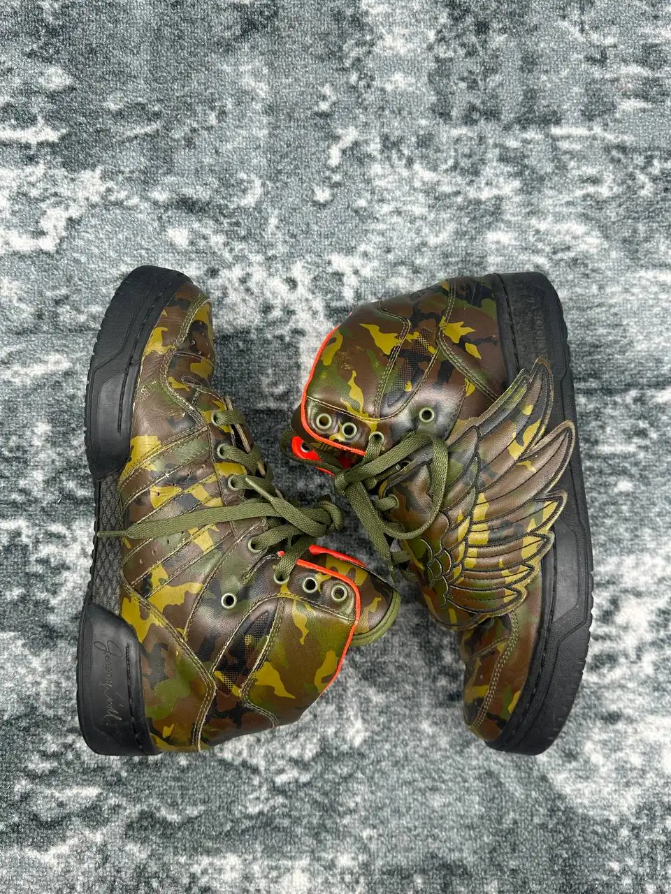 Adidas Jeremy Scott Wings Camo - 42 EUR - Обувь (Одежда) в Астрахань