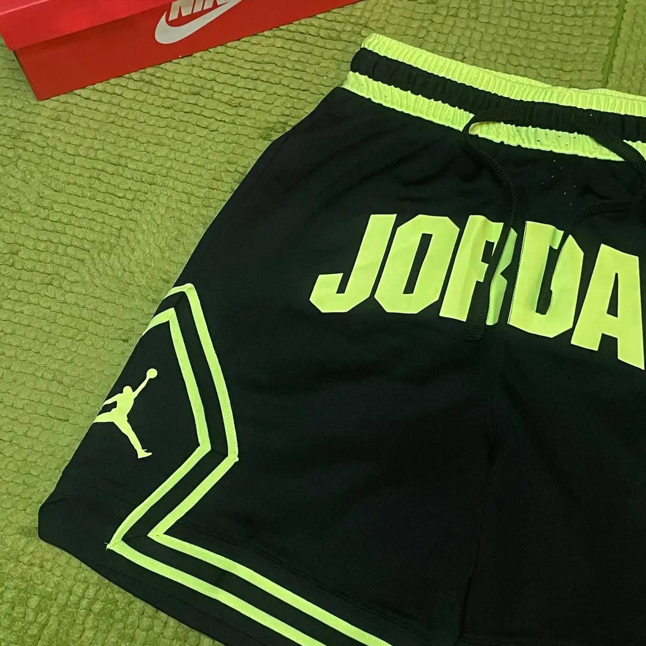Шорты Jordan (Оригинал) - размер 46 - Шорты (Одежда) в Нижний Новгород